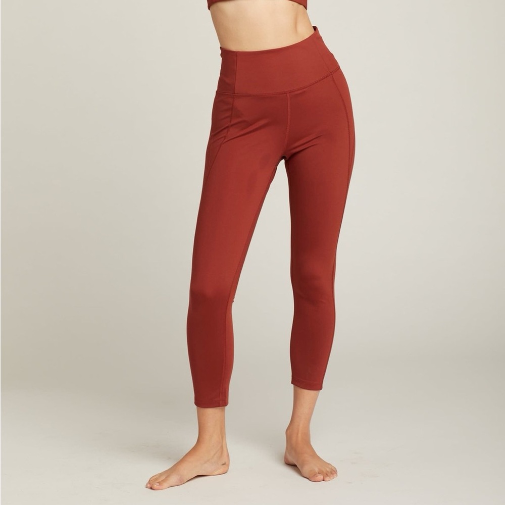 Girlfriend Collective Compressive High-Rise Legging - Limited Ed Color Sedona
